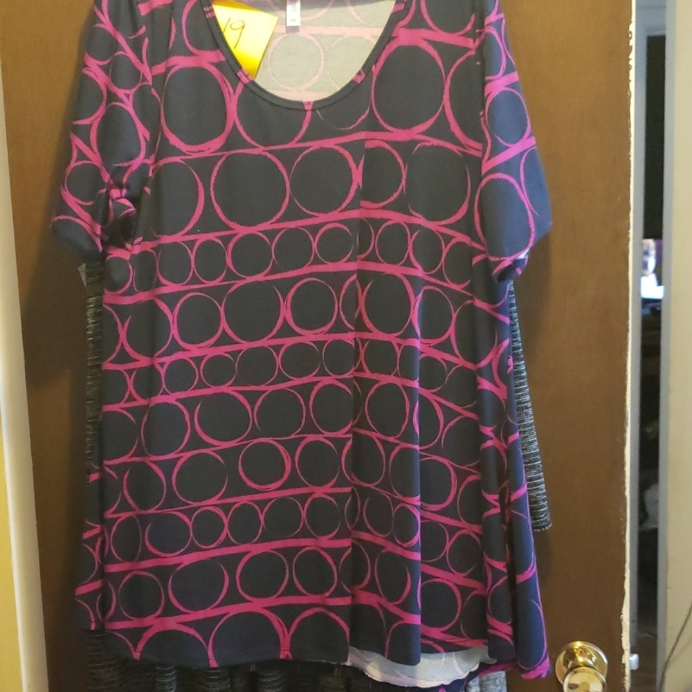 3x perfect tee,  lularoe